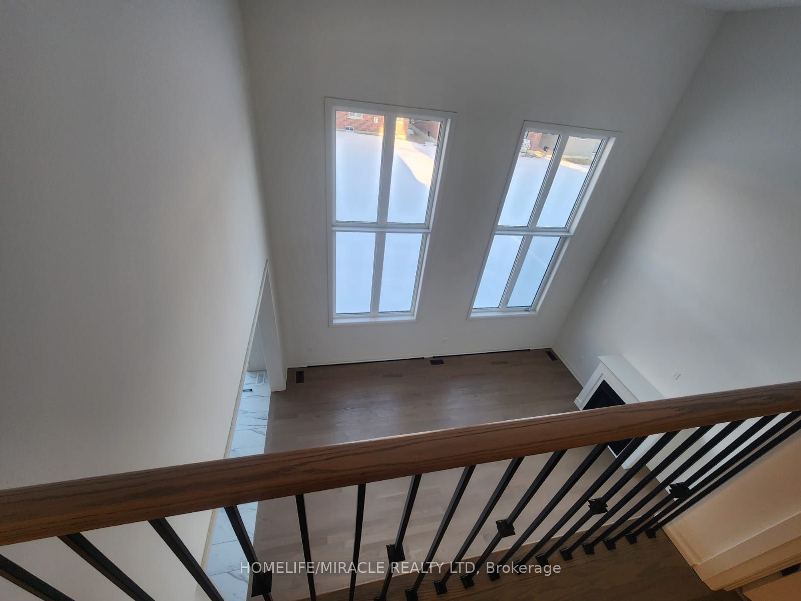 12 Sandhill Crescent Property Photo 16