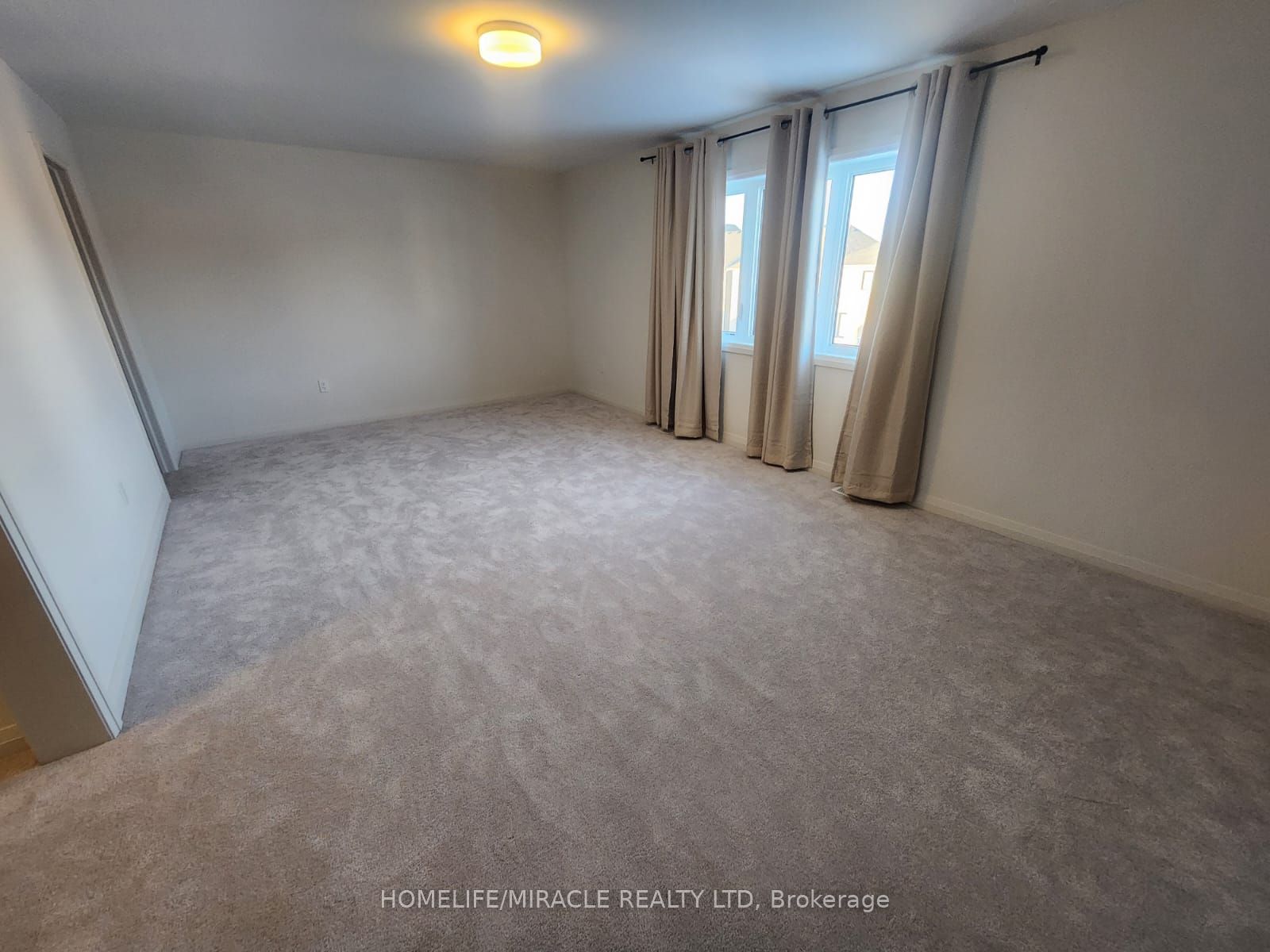 12 Sandhill Crescent Property Photo 18