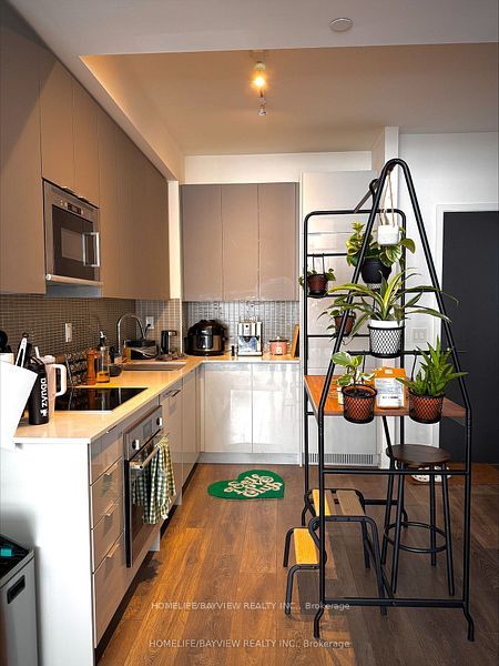 2908 7 Property Photo 1