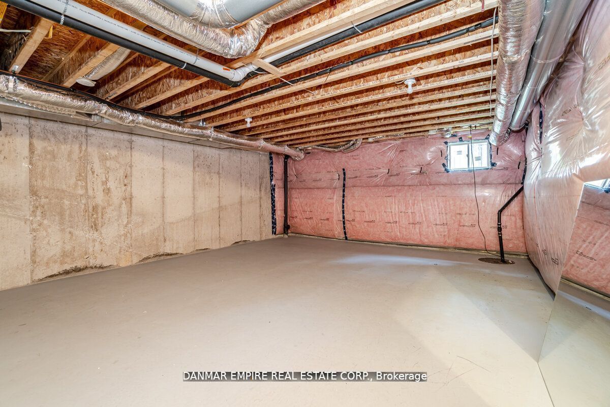 31 Hiawatha Court Property Photo 37