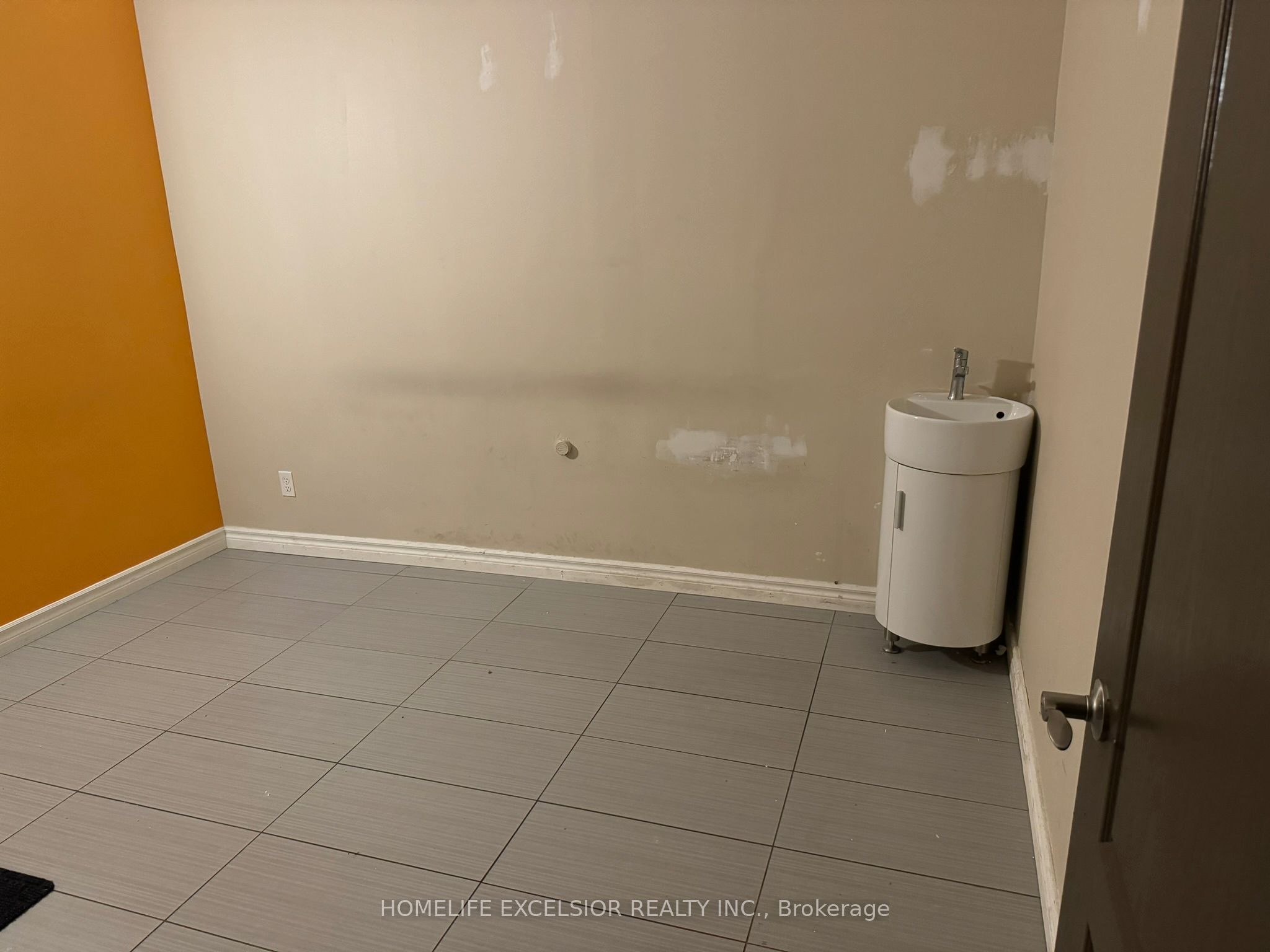 #200 - 4560 Highway 7 Property Photo 15