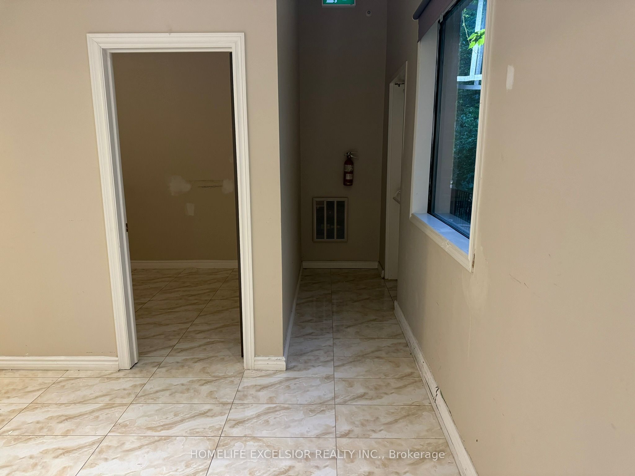 #200 - 4560 Highway 7 Property Photo 22