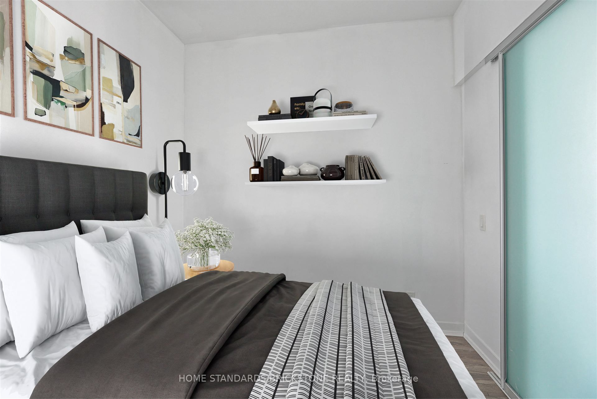 #3707 - 898 Portage Parkway Property Photo 16