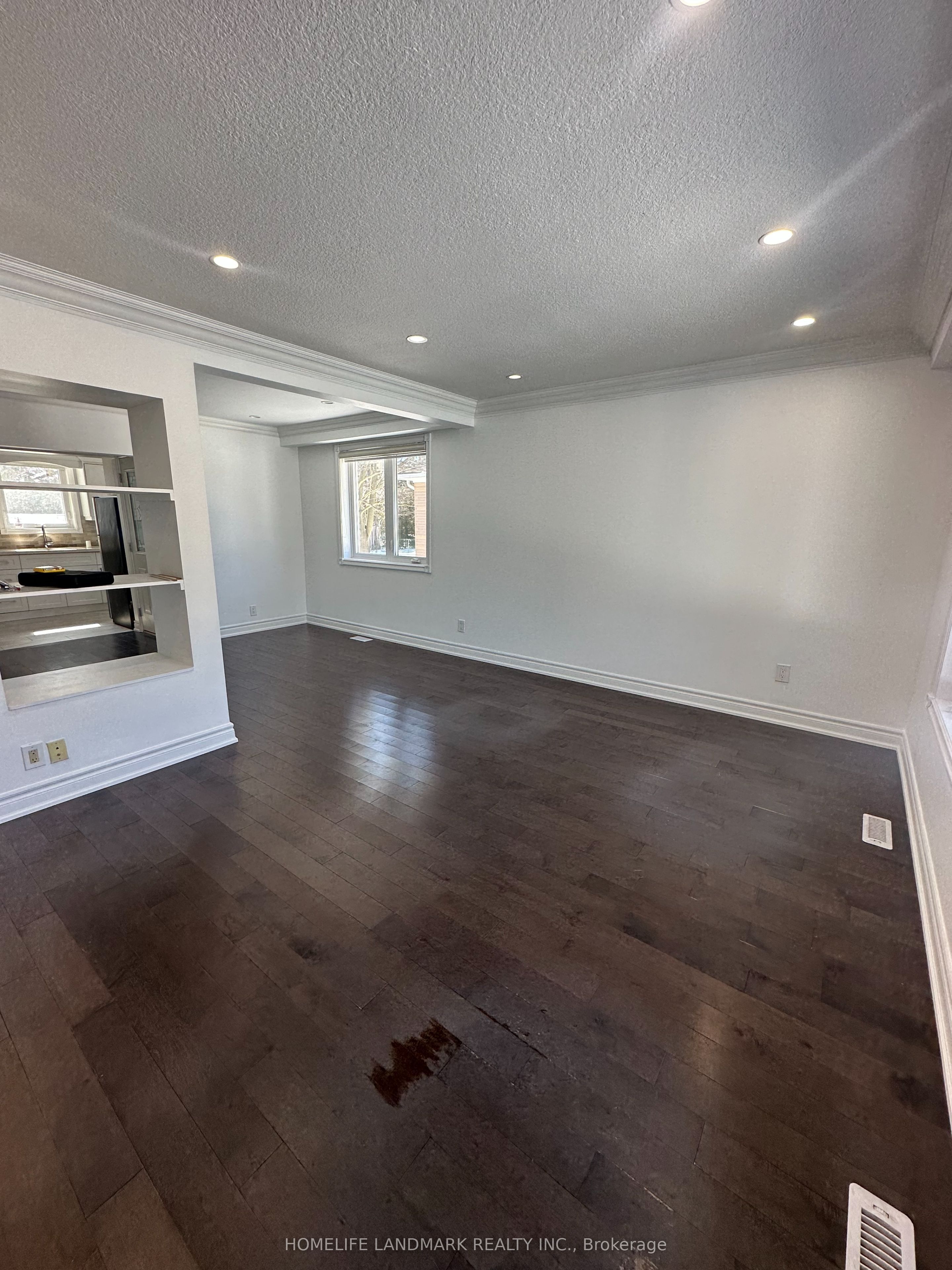 Main Floor-77 Cartier Crescent Property Photo 3