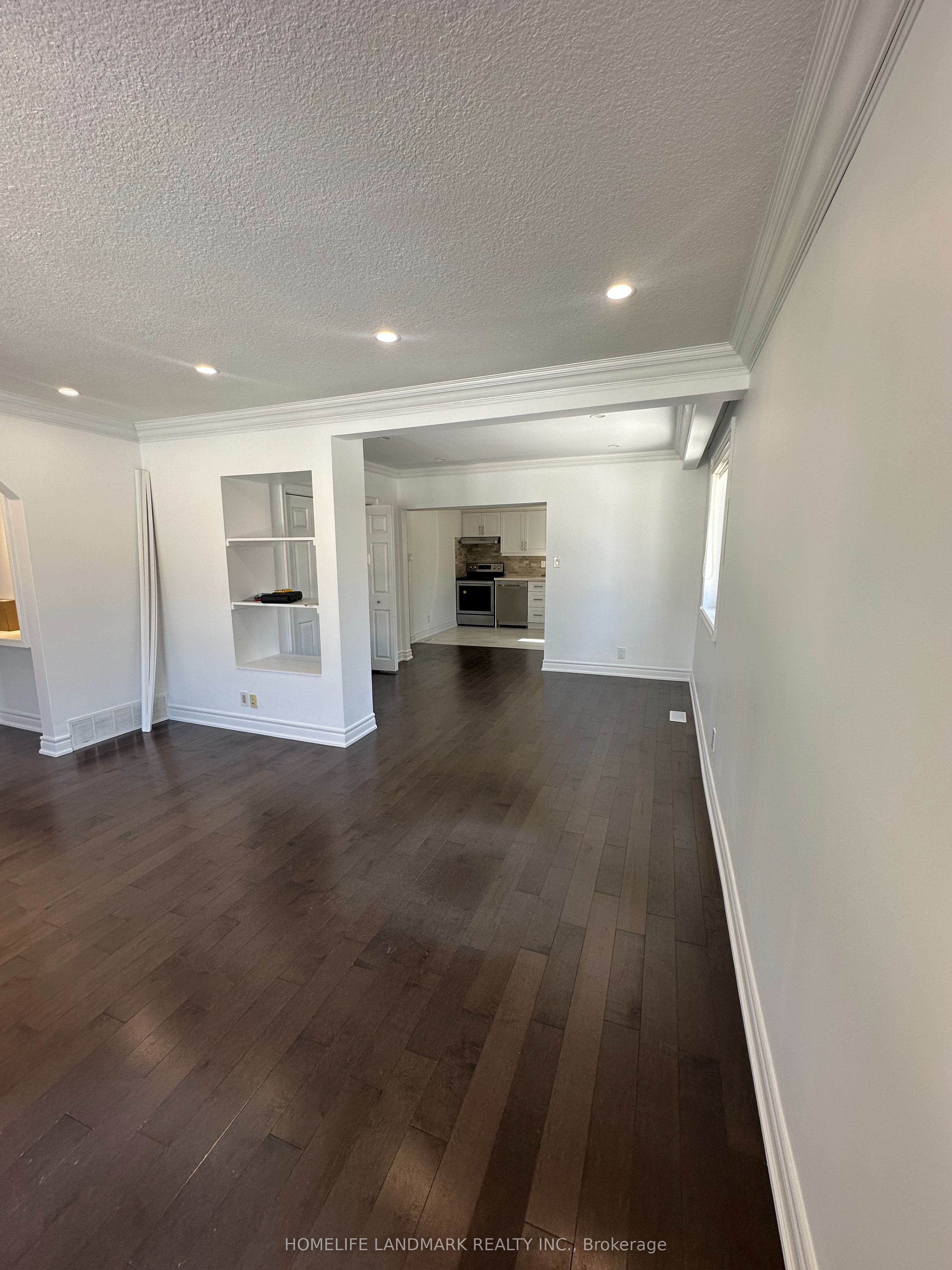 Main Floor-77 Cartier Crescent Property Photo 4