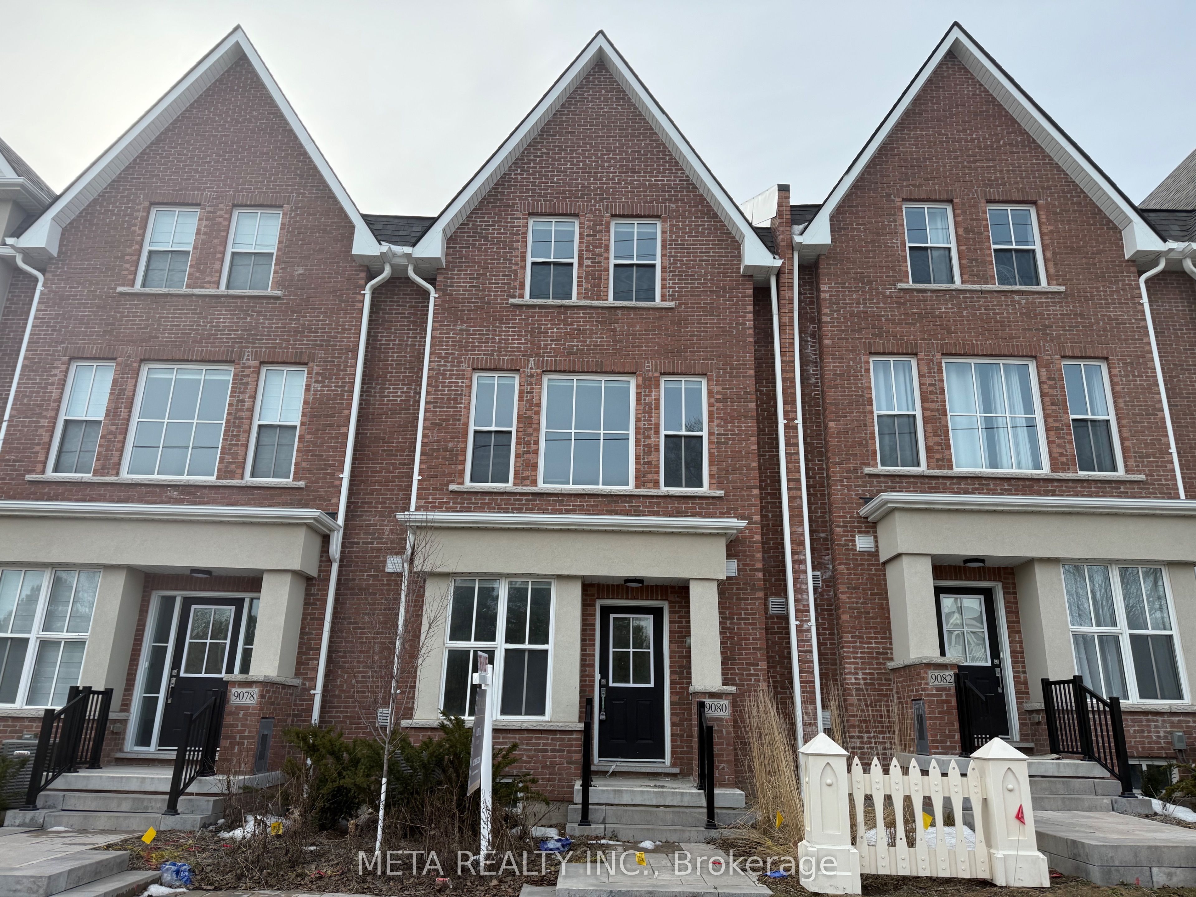 9080 Woodbine Avenue Property Photo 1
