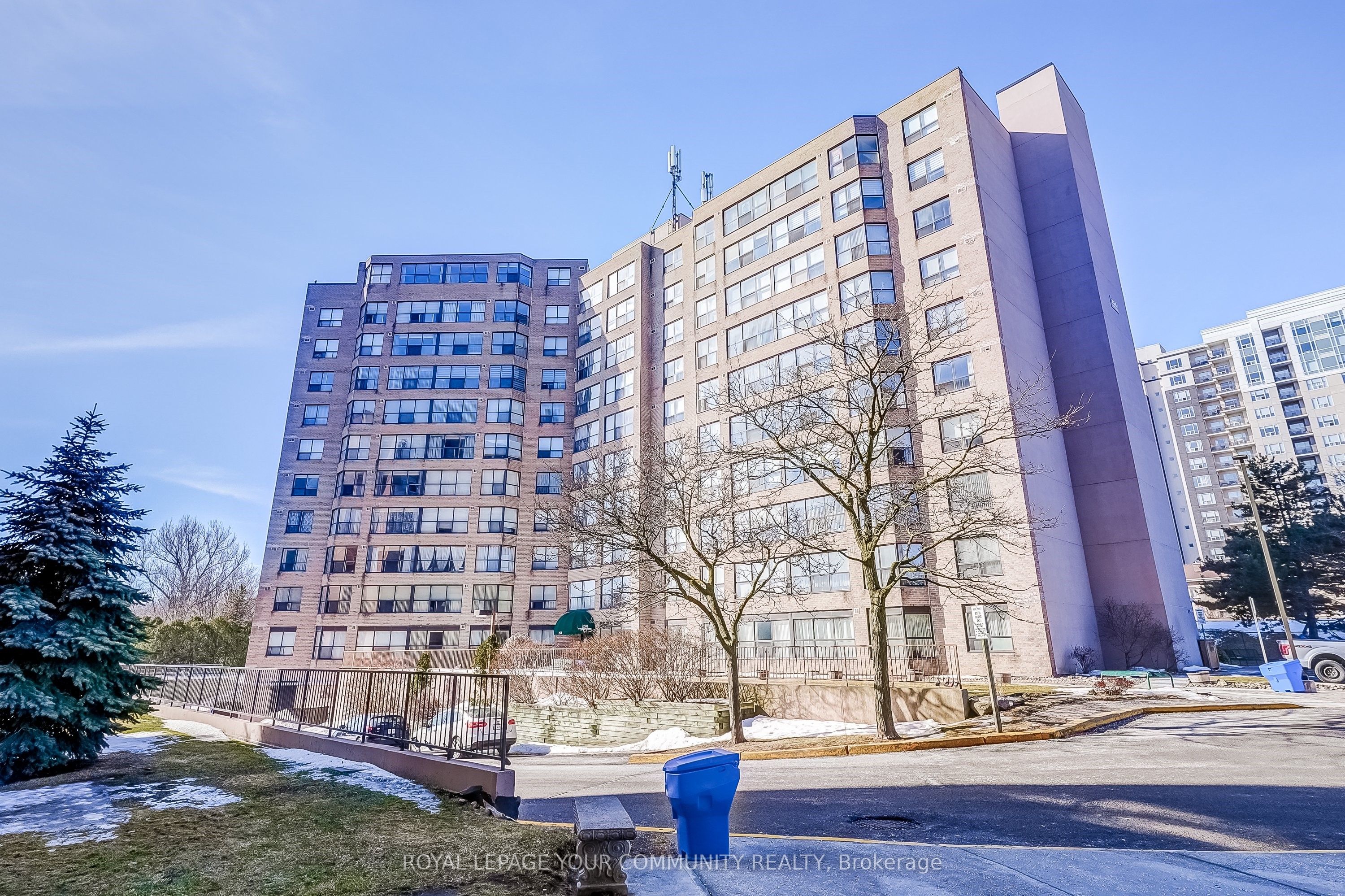 #506 - 250 Davis Drive Property Photo 1