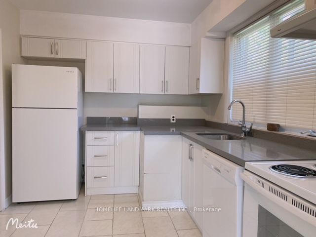 125 Libby Boulevard Property Photo 4