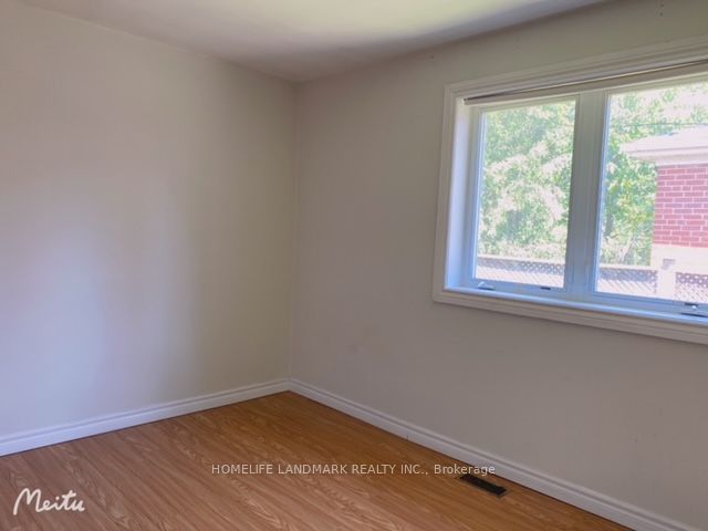 125 Libby Boulevard Property Photo 8