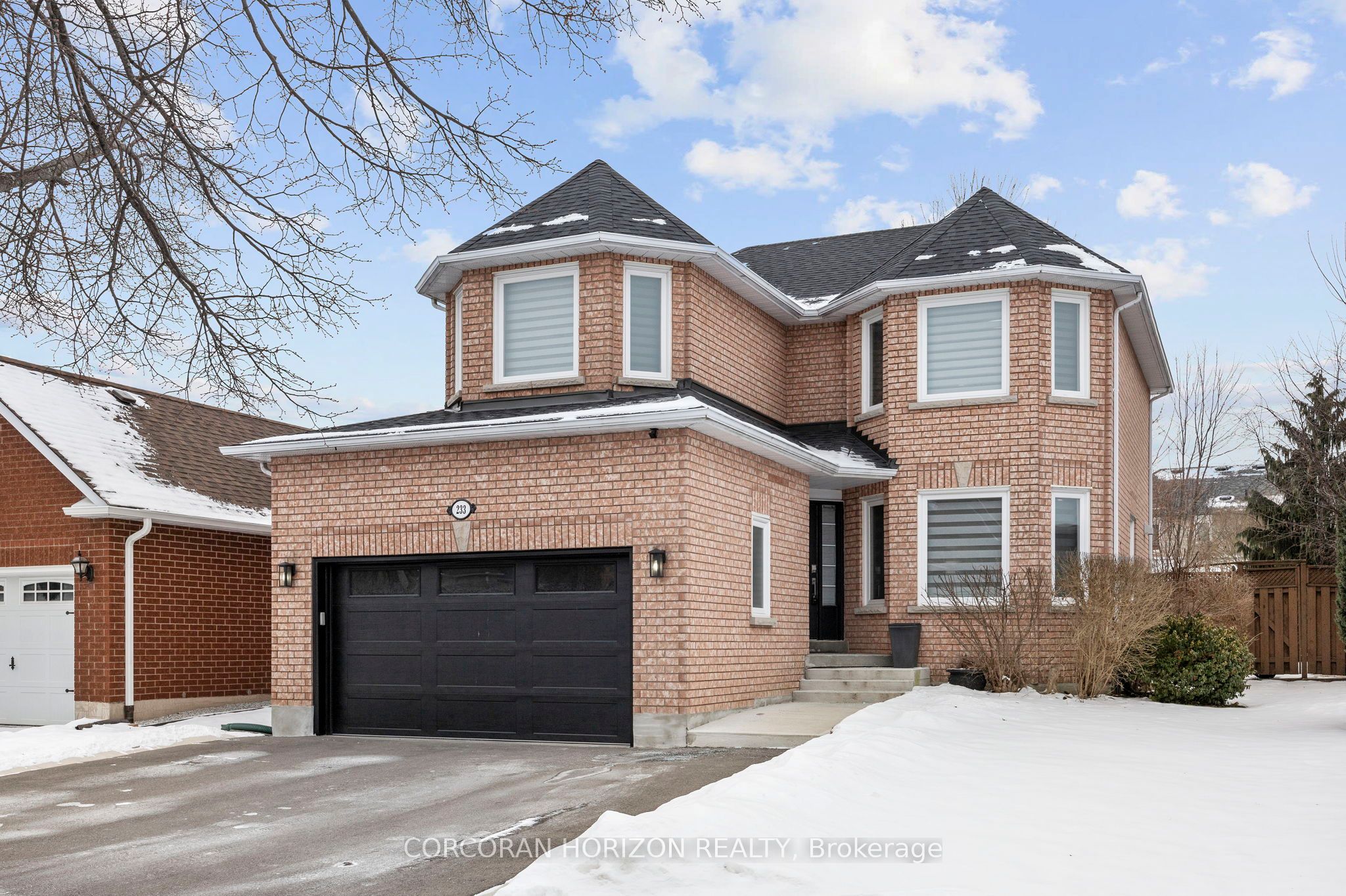 233 Roseheath Drive Property Photo 1