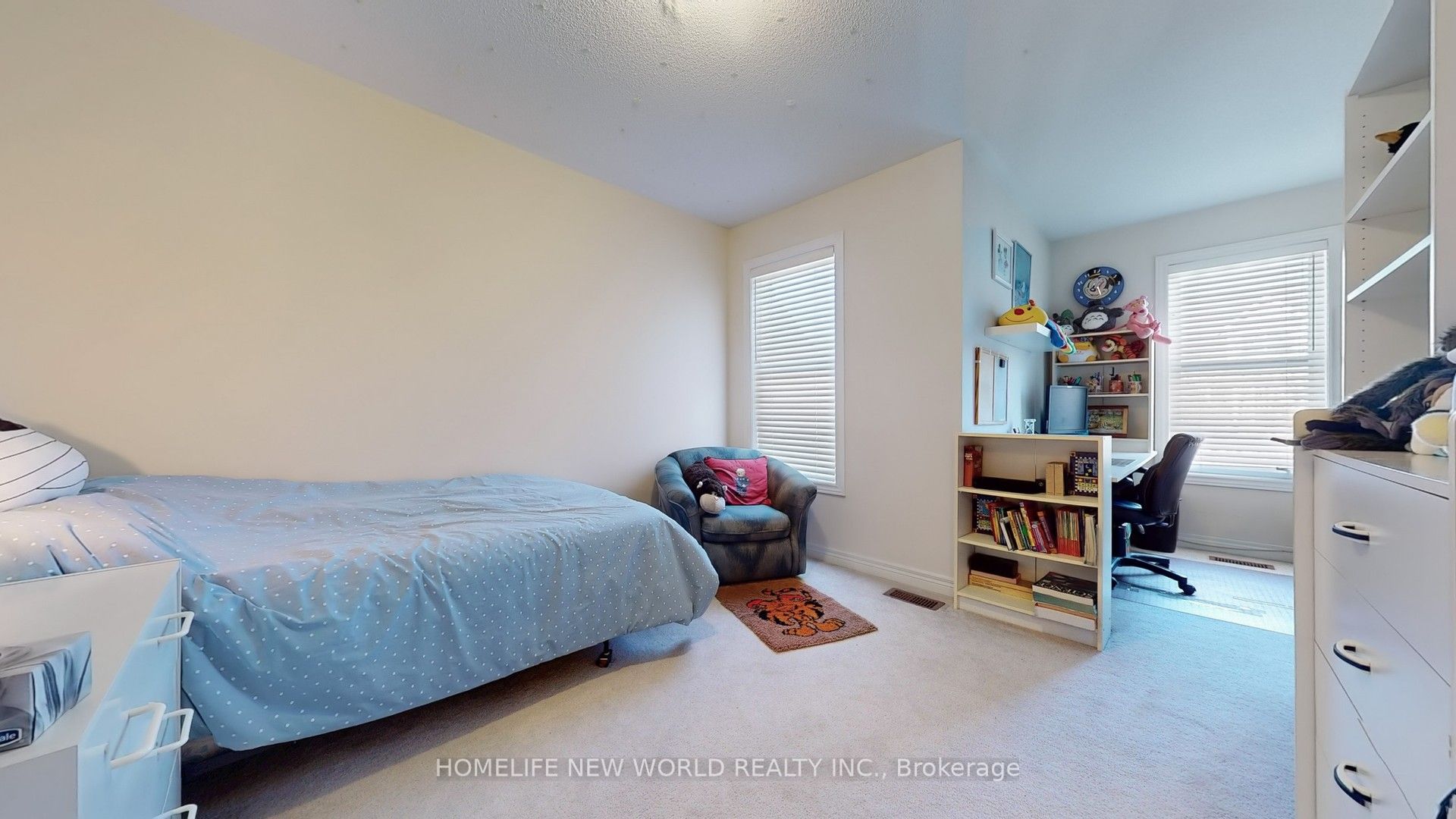 Property Photo 33