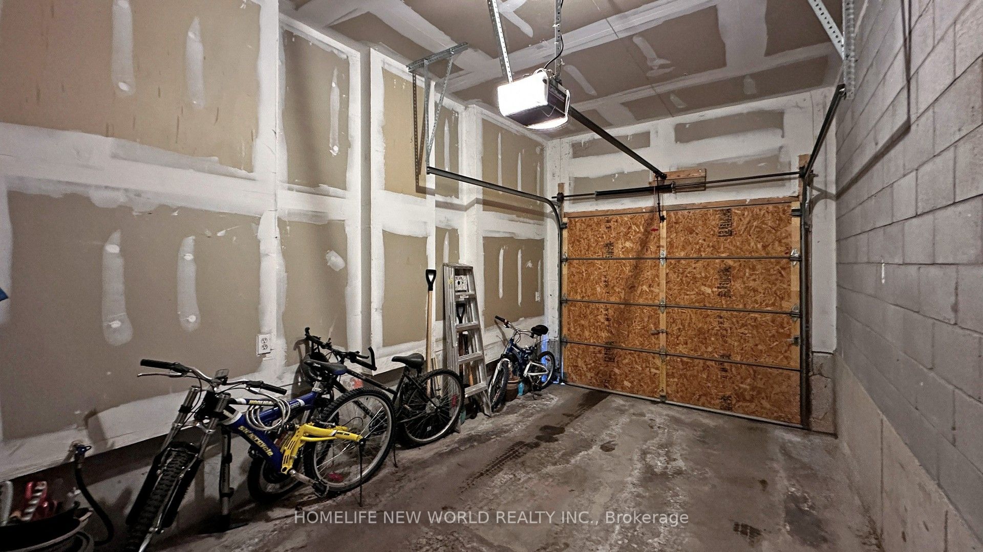Property Photo 43