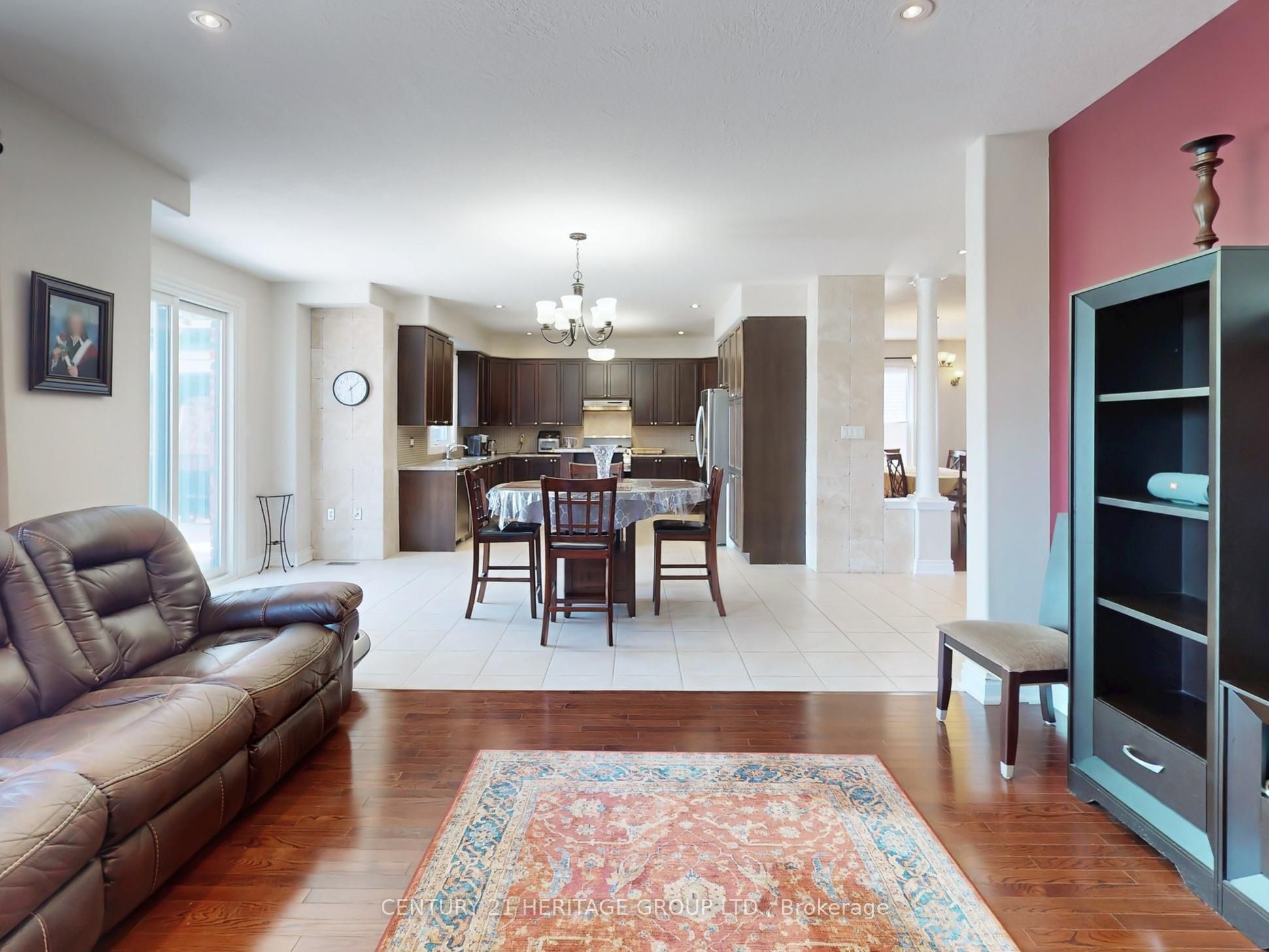 896 Booth Avenue Property Photo 14