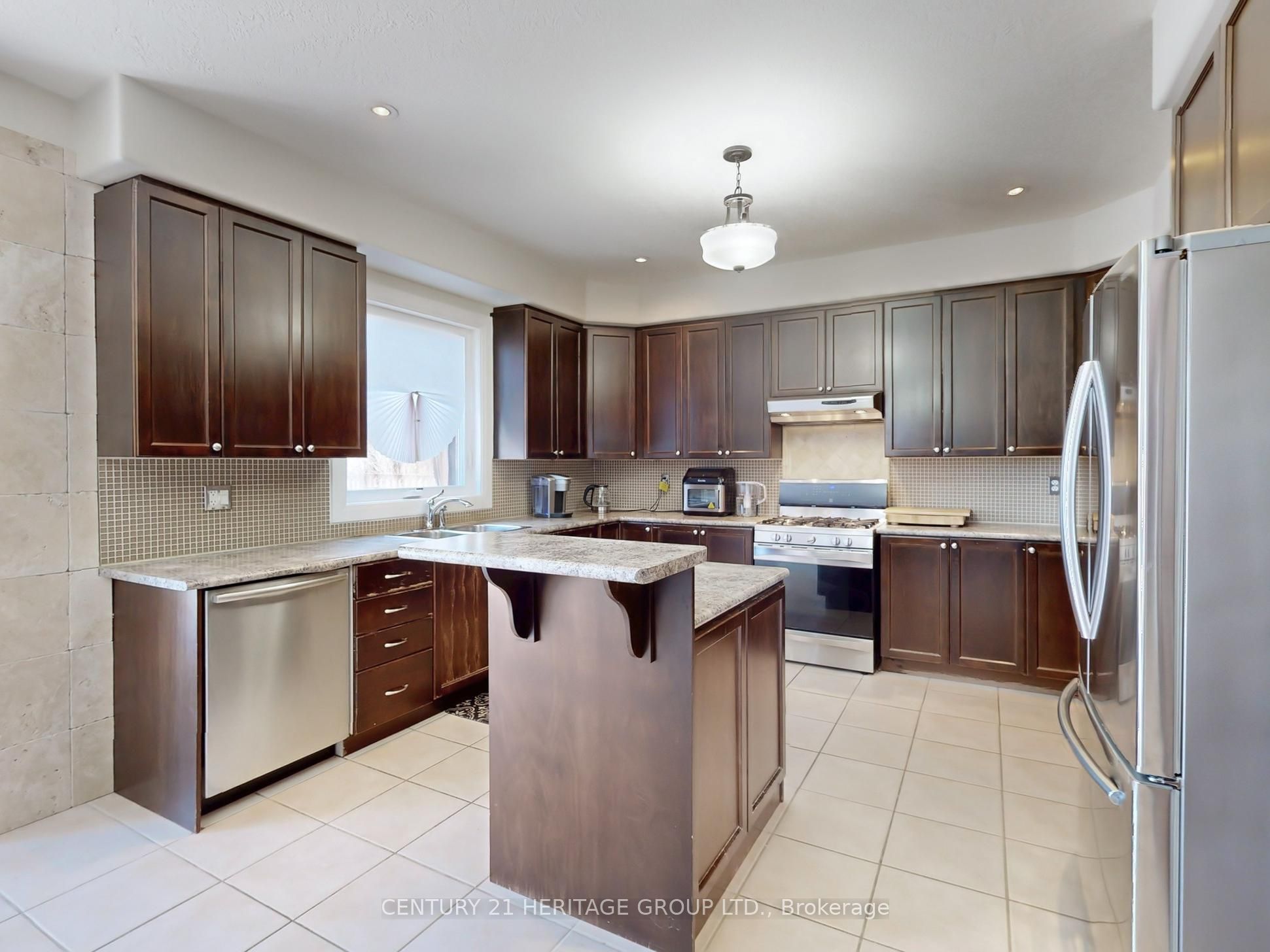 896 Booth Avenue Property Photo 17