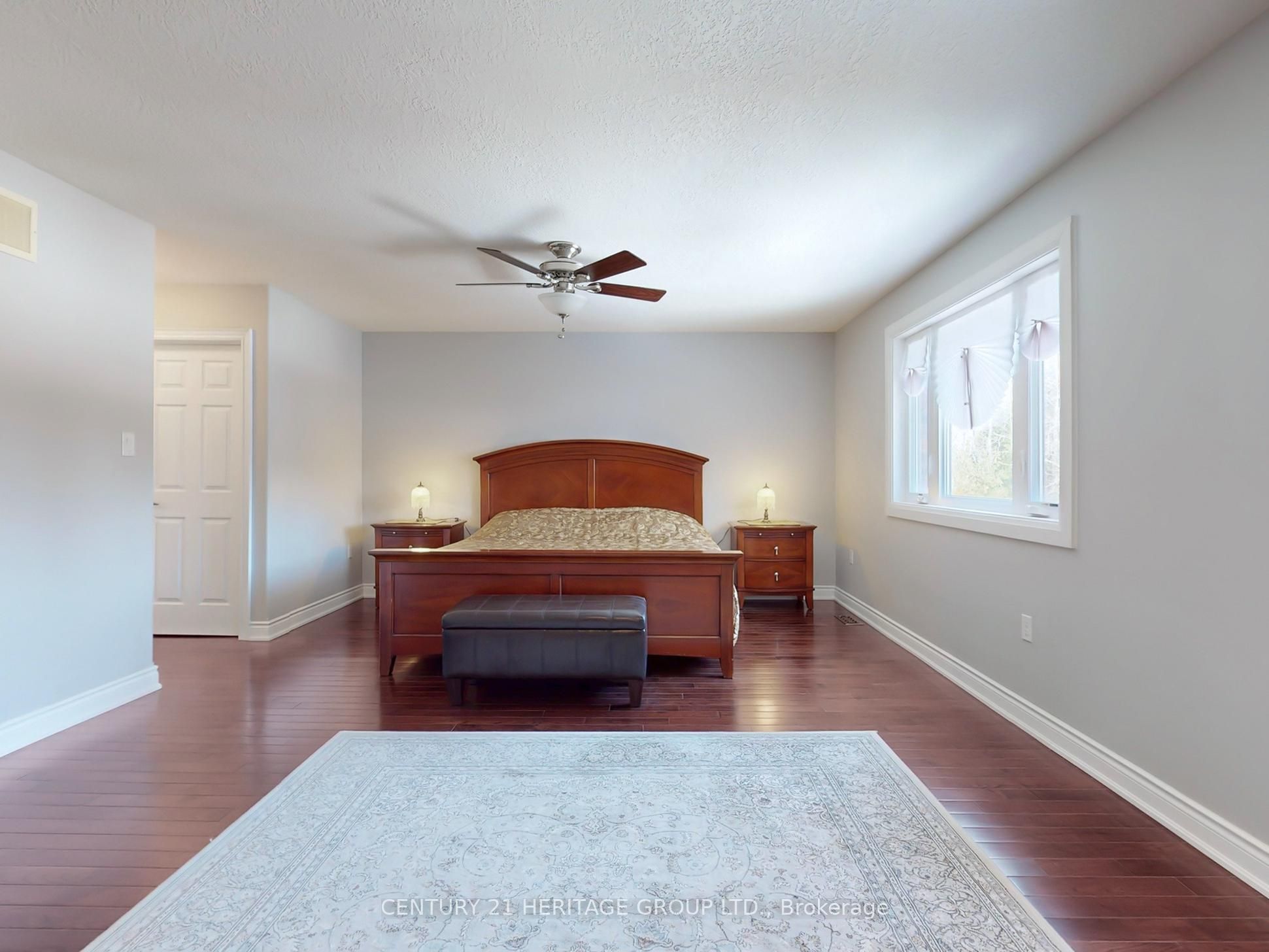 896 Booth Avenue Property Photo 26