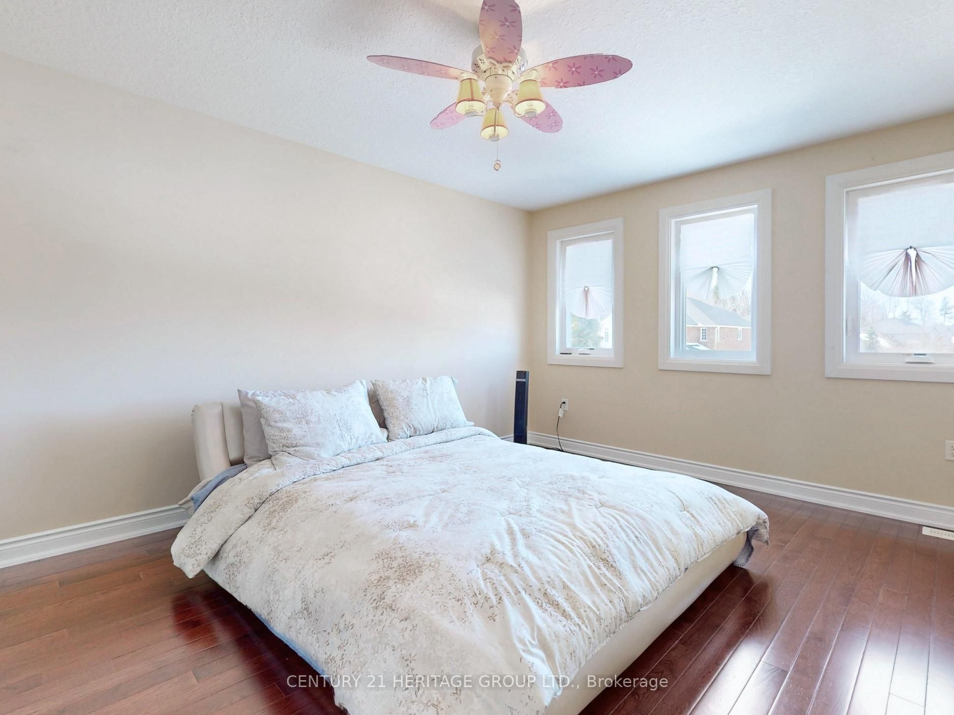 896 Booth Avenue Property Photo 35