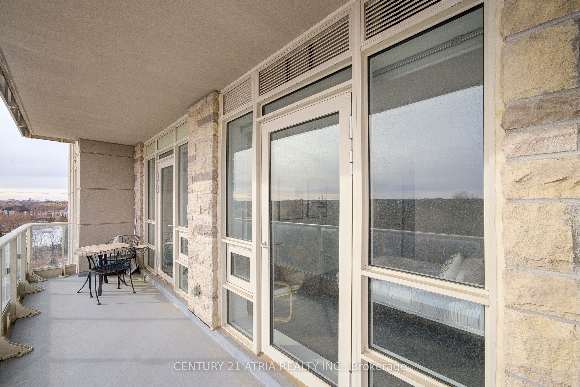 #501 - 15 Stollery Pond Crescent Property Photo 31