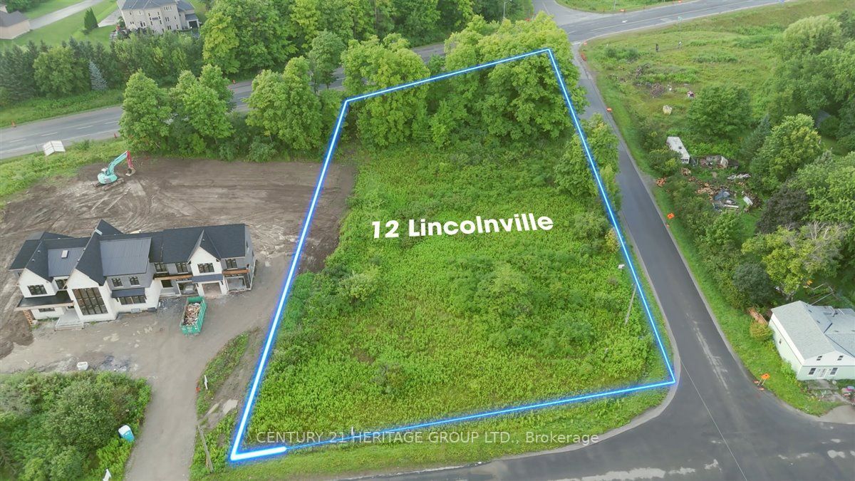 12 Lincolnville Ln Property Photo