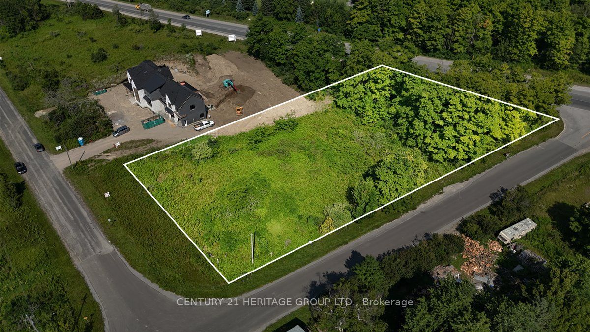 12 Lincolnville Ln Property Photo 3