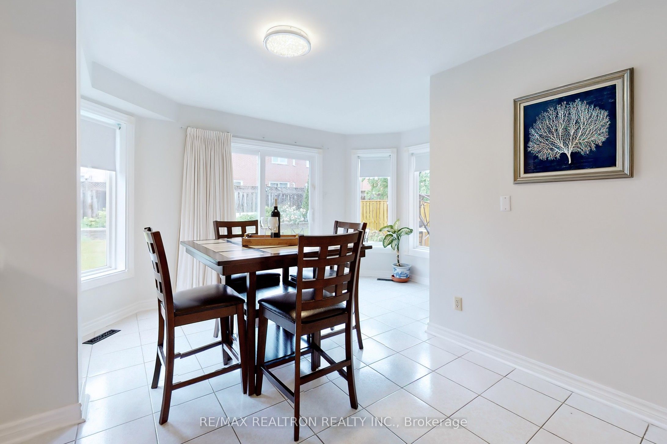 #room 3 - 32 Subrisco Avenue Property Photo 11