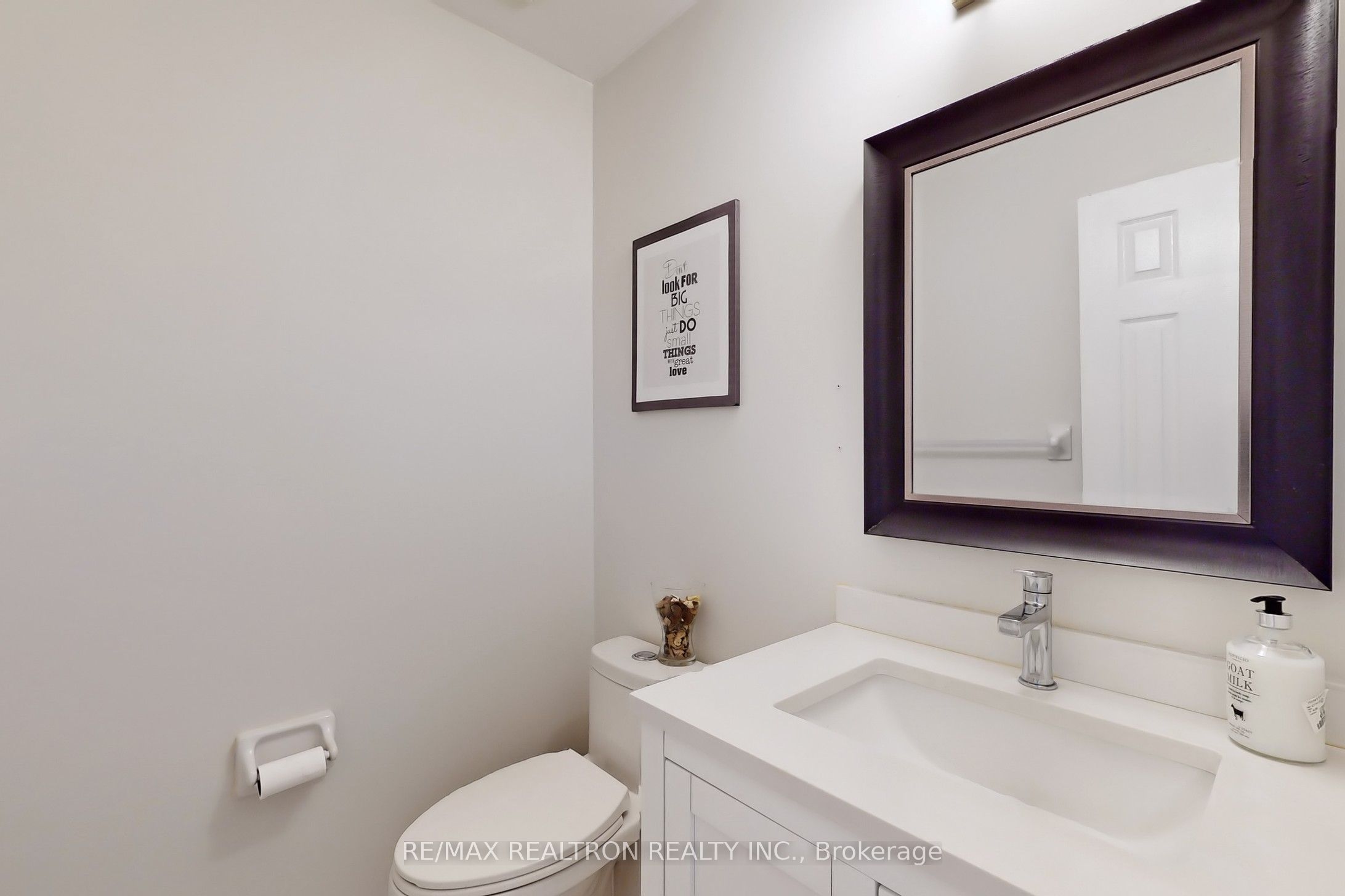#room 3 - 32 Subrisco Avenue Property Photo 18