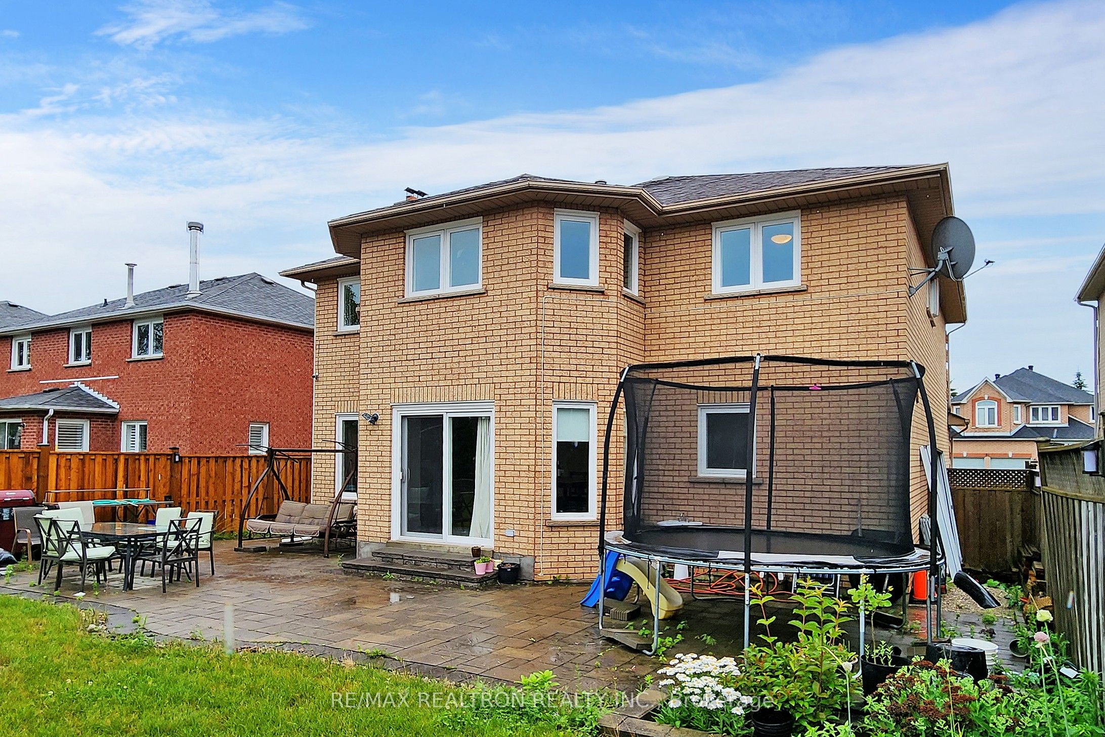 #room 3 - 32 Subrisco Avenue Property Photo 32