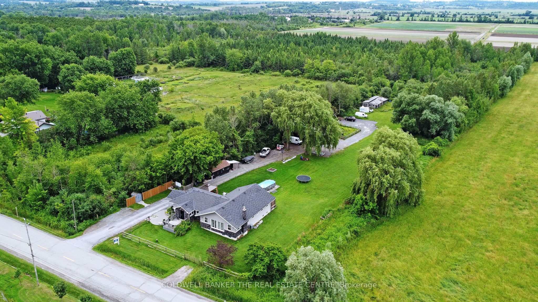 1109 Ravenshoe Road Property Photo 2