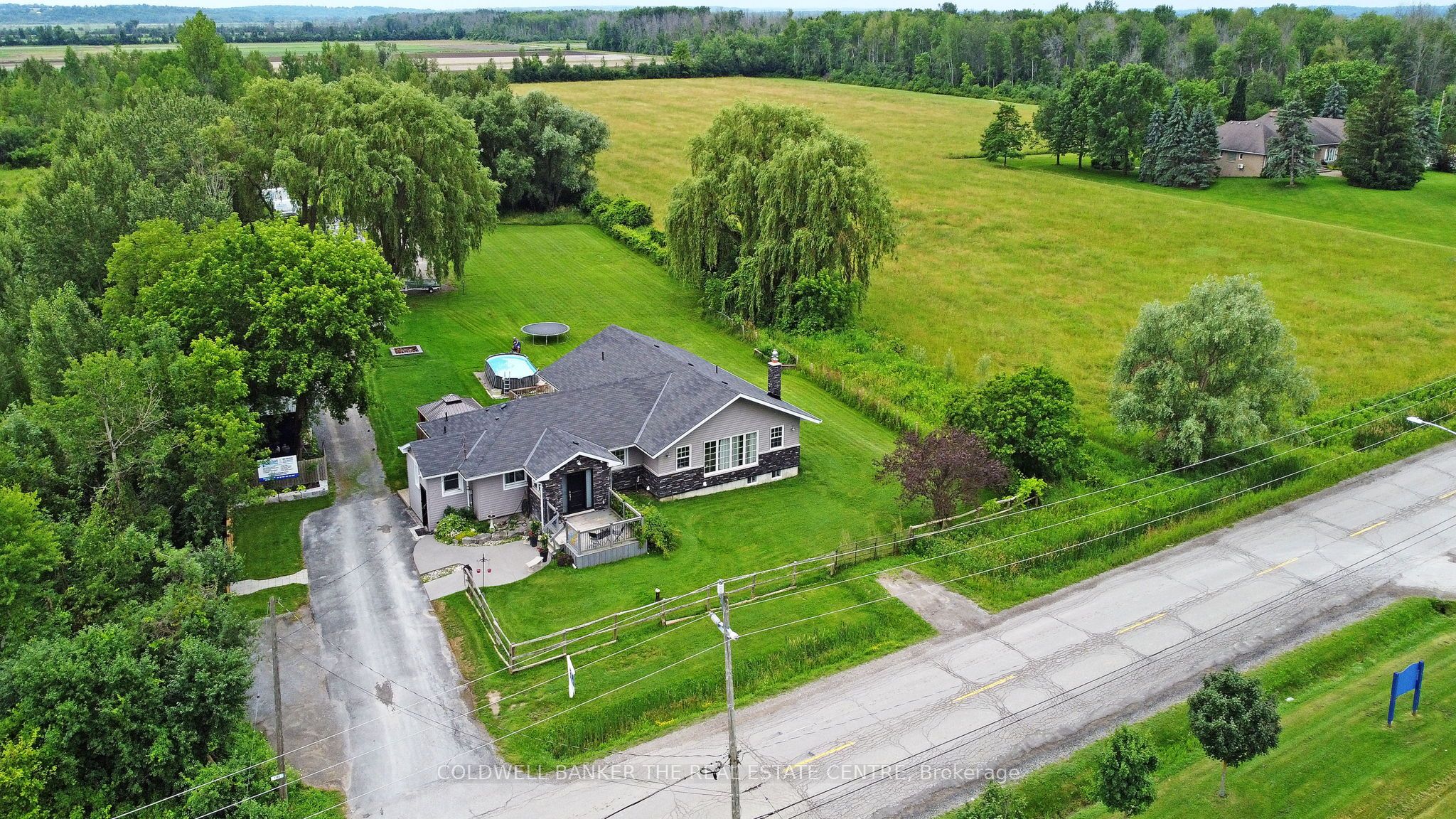 1109 Ravenshoe Road Property Photo 3