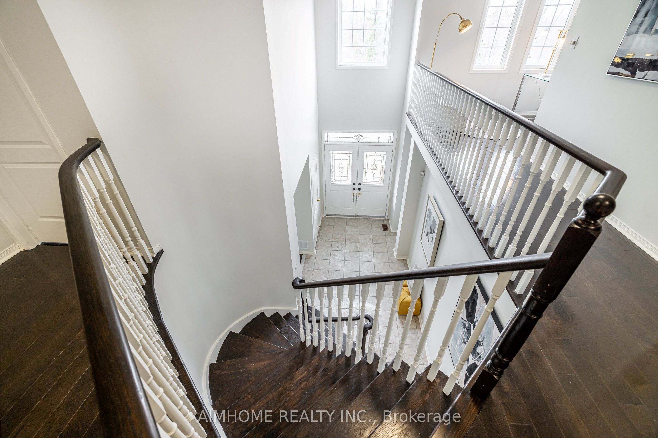 47 Golden Meadow Drive Property Photo 4
