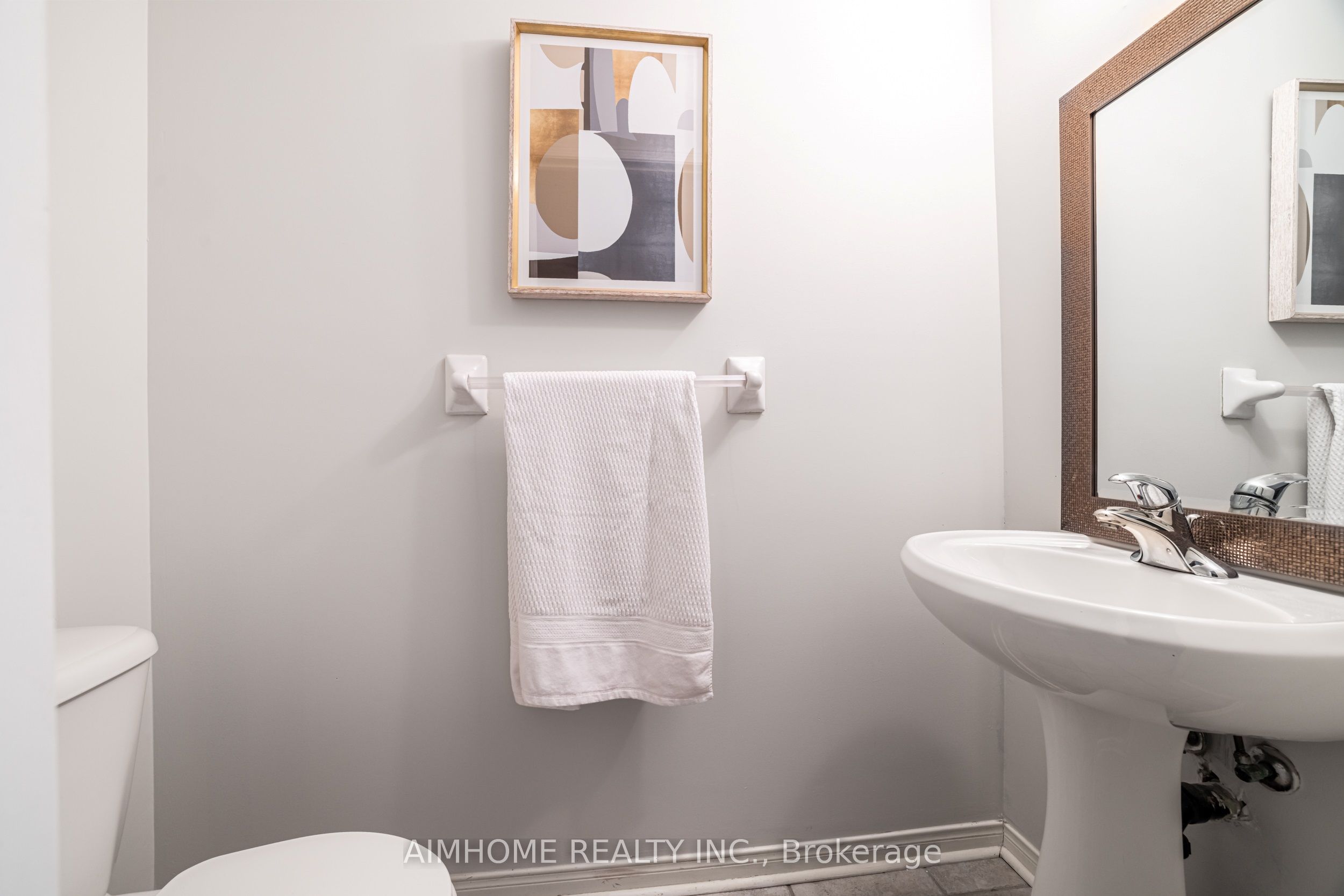 47 Golden Meadow Drive Property Photo 12