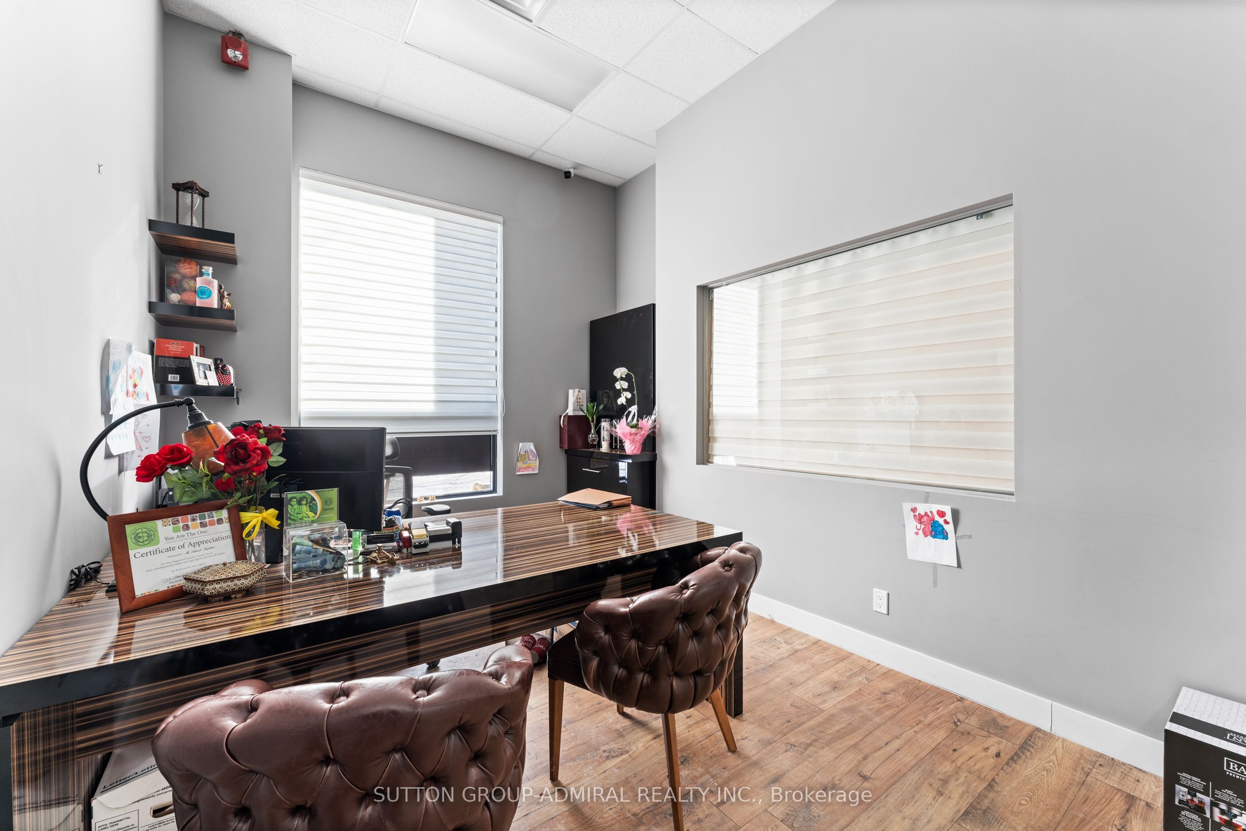#101 - 10376 Yonge Street Property Photo 3
