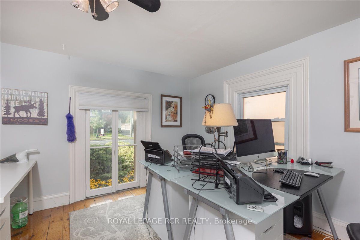 50 Wellington Street E Property Photo 20