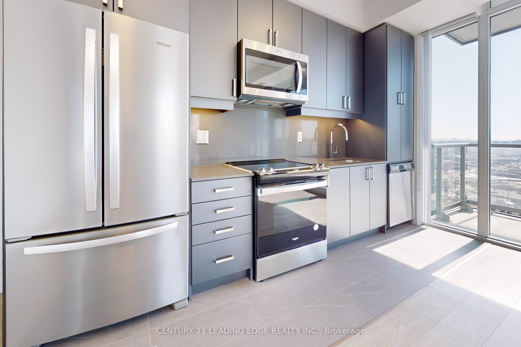 #2406 - 7895 Jane Street Property Photo 18