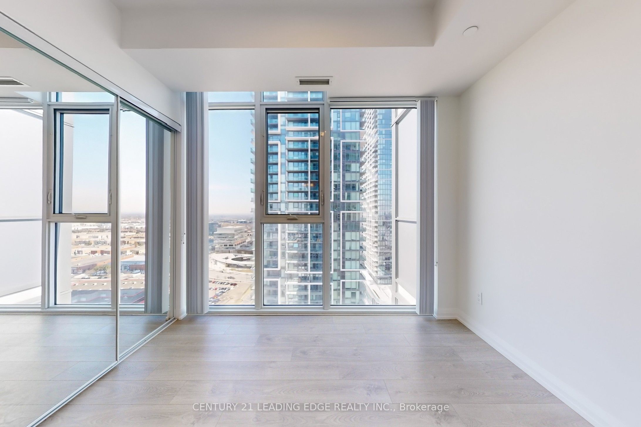 #2406 - 7895 Jane Street Property Photo 20