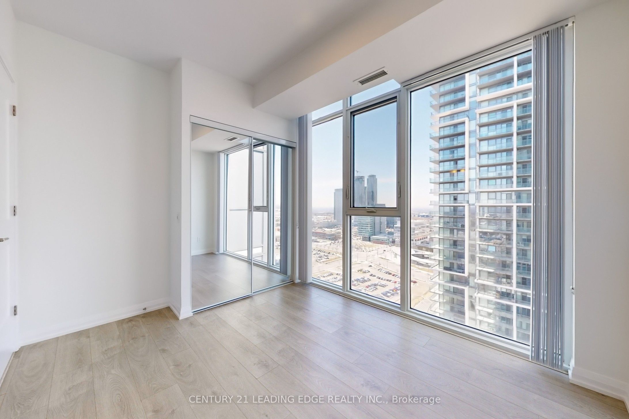 #2406 - 7895 Jane Street Property Photo 21