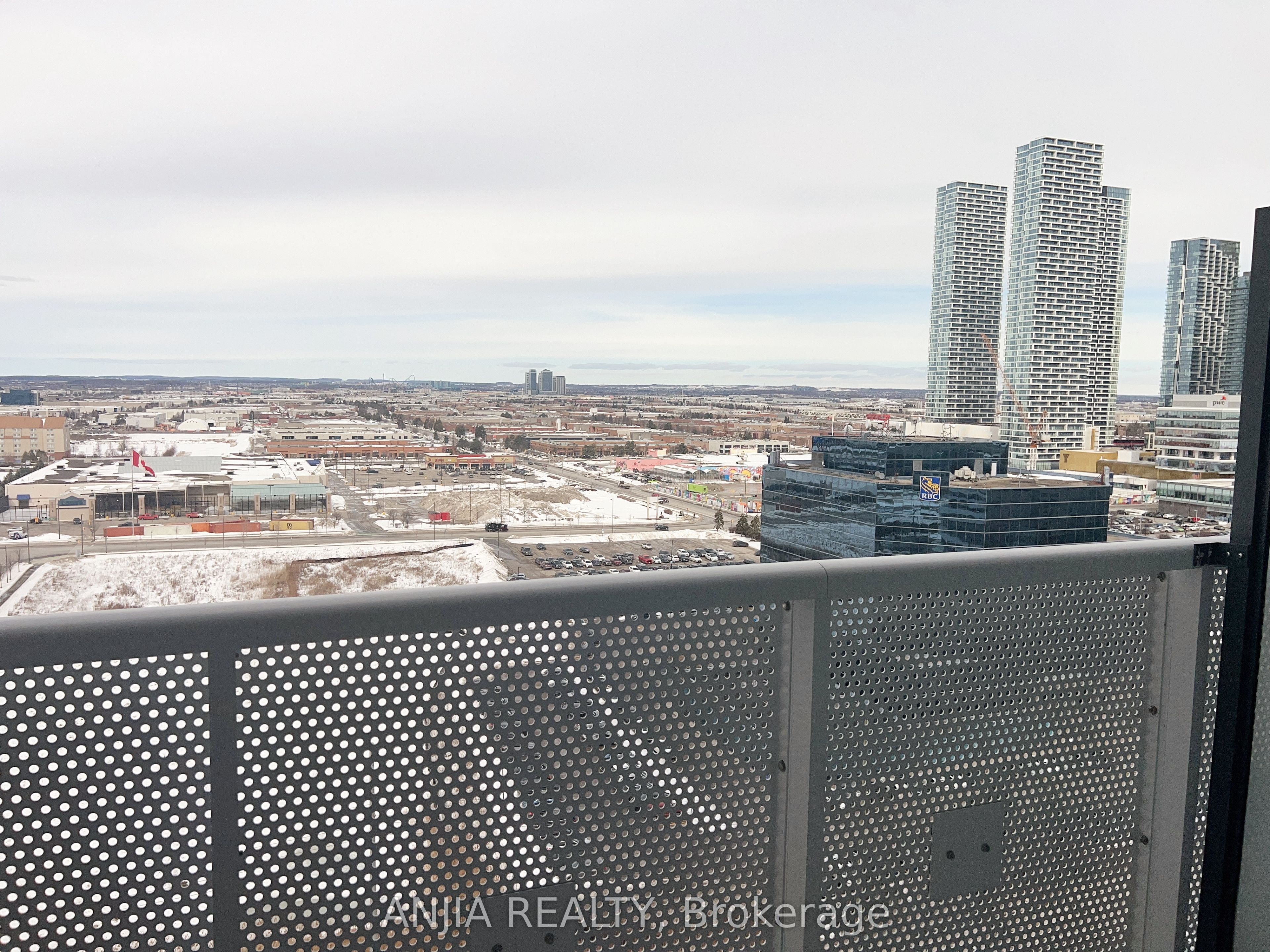 #1710 - 225 Commerce Street Property Photo 12