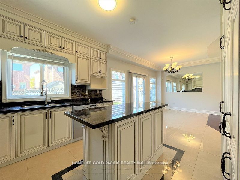 95 Tomlinson Circle Property Photo 12