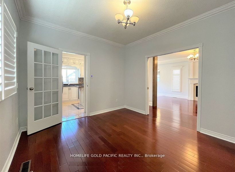 95 Tomlinson Circle Property Photo 16