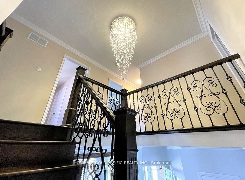 95 Tomlinson Circle Property Photo 18