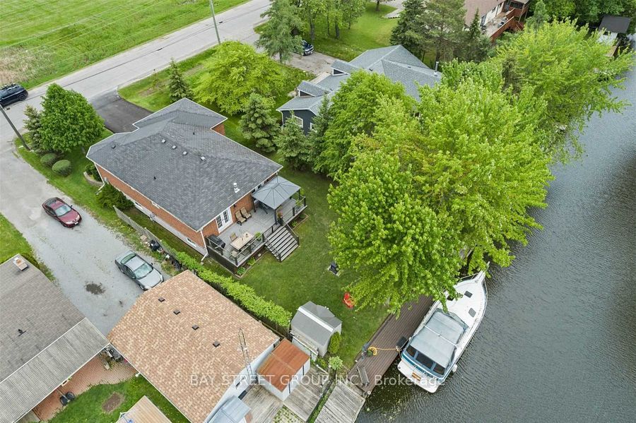 722a Lake Drive Property Photo