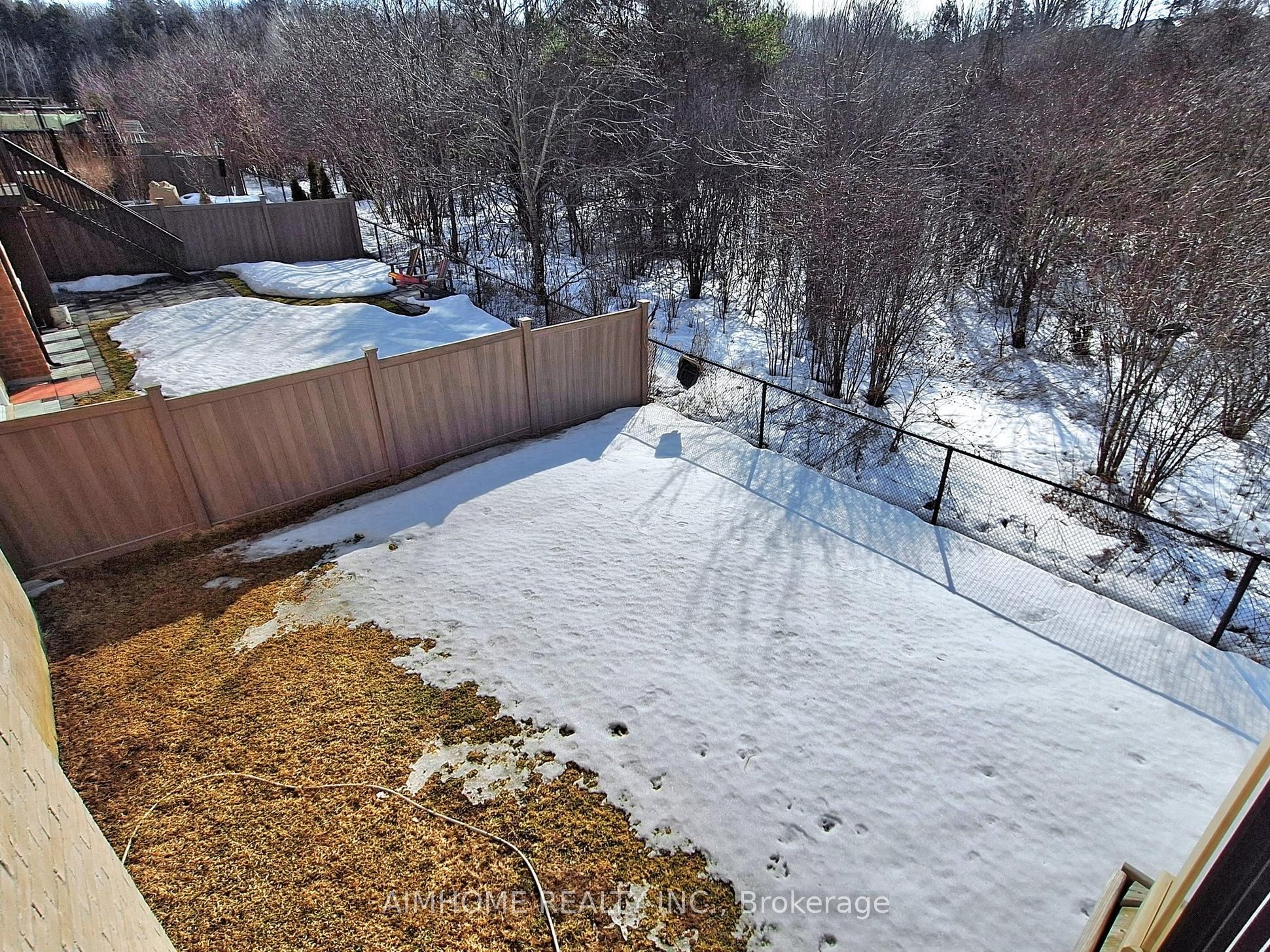 99 Bridgepointe Court Property Photo 47