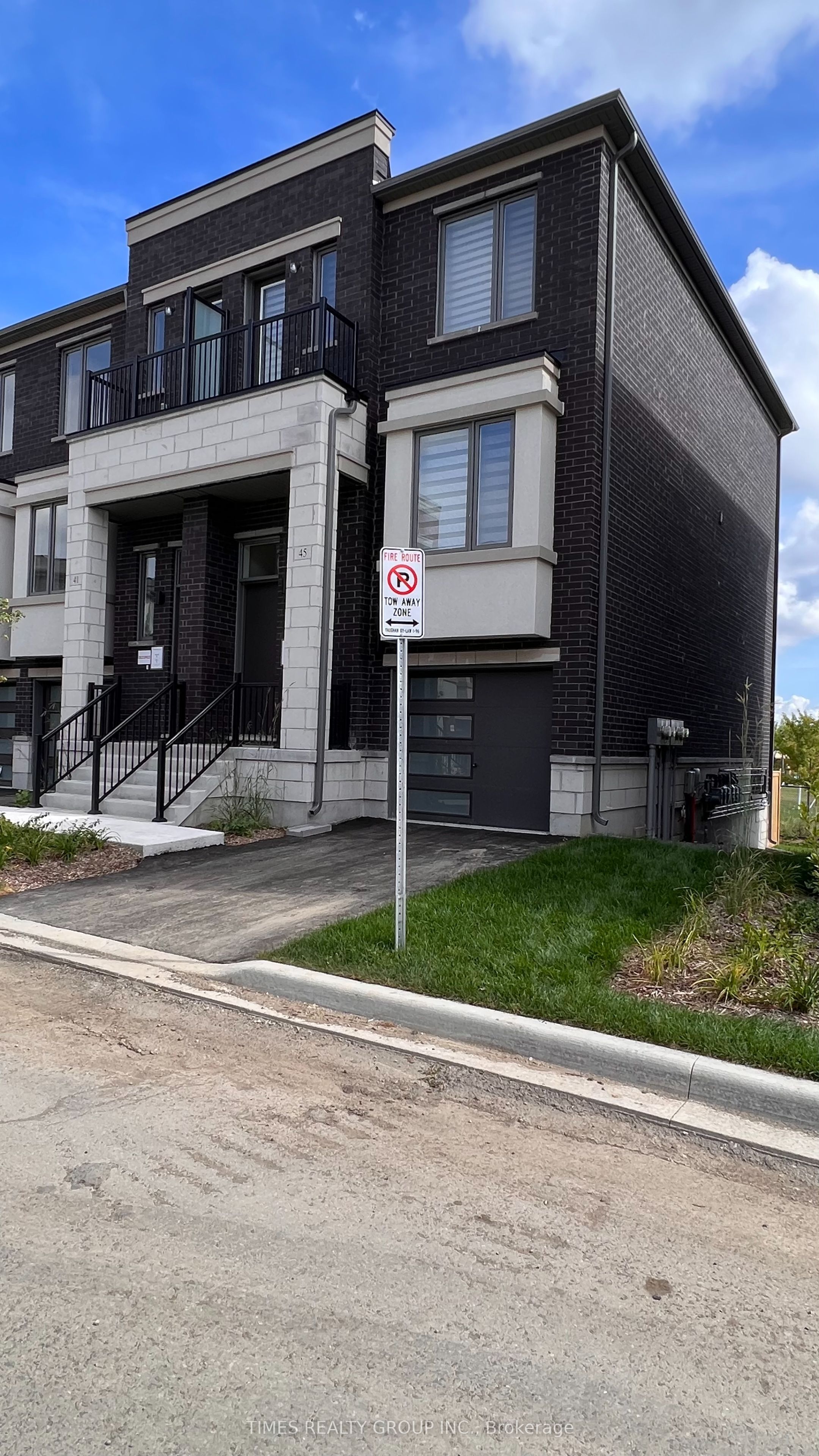 45 Rattenbury Rd Property Photo 3