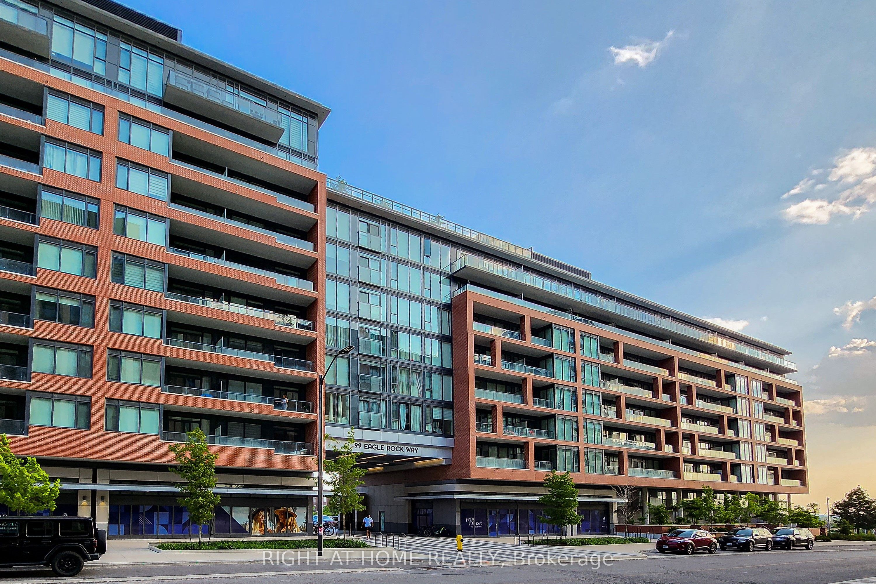 #832 - 99 Eagle Rock Way Property Photo 1