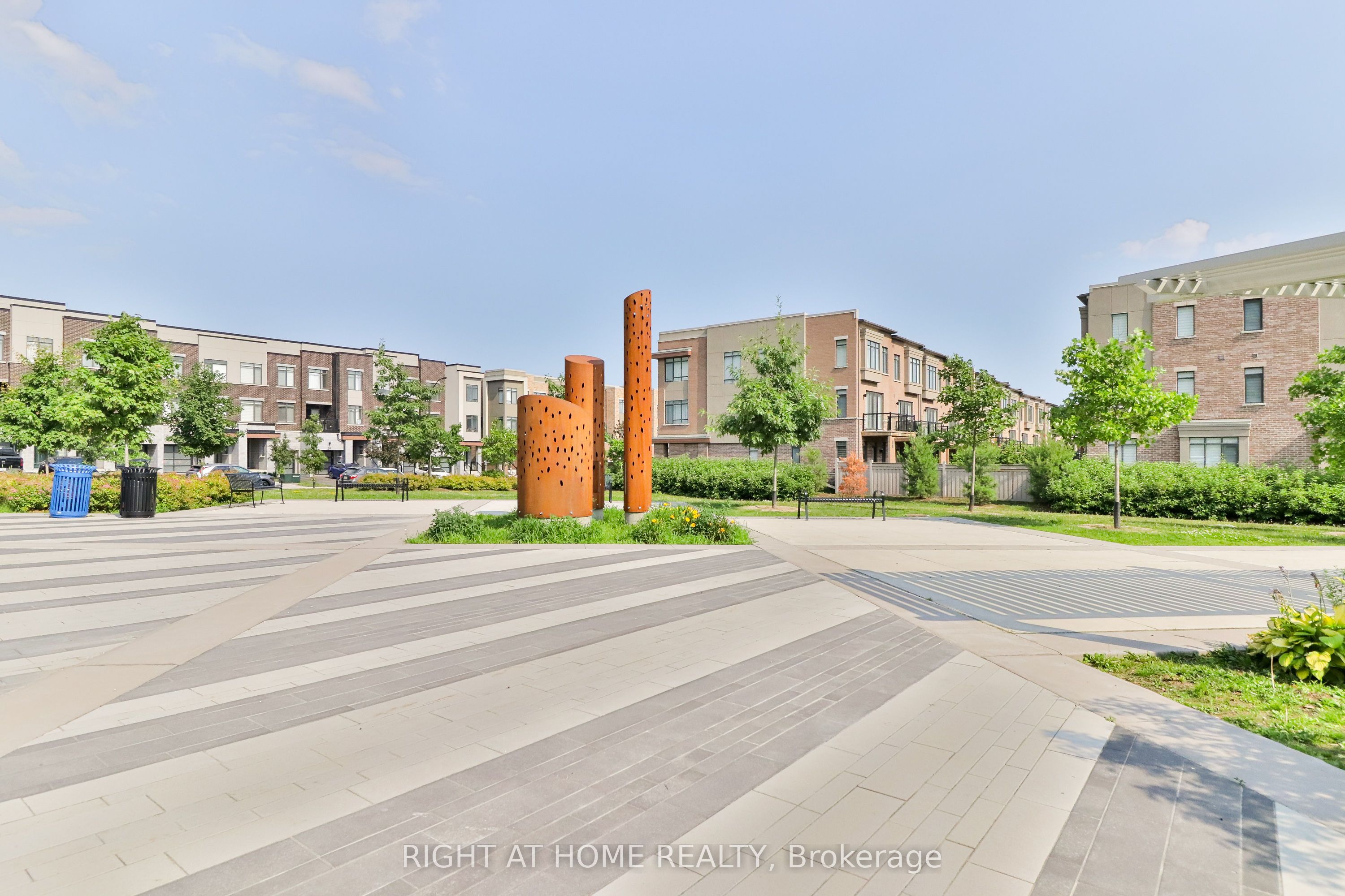 #832 - 99 Eagle Rock Way Property Photo 38