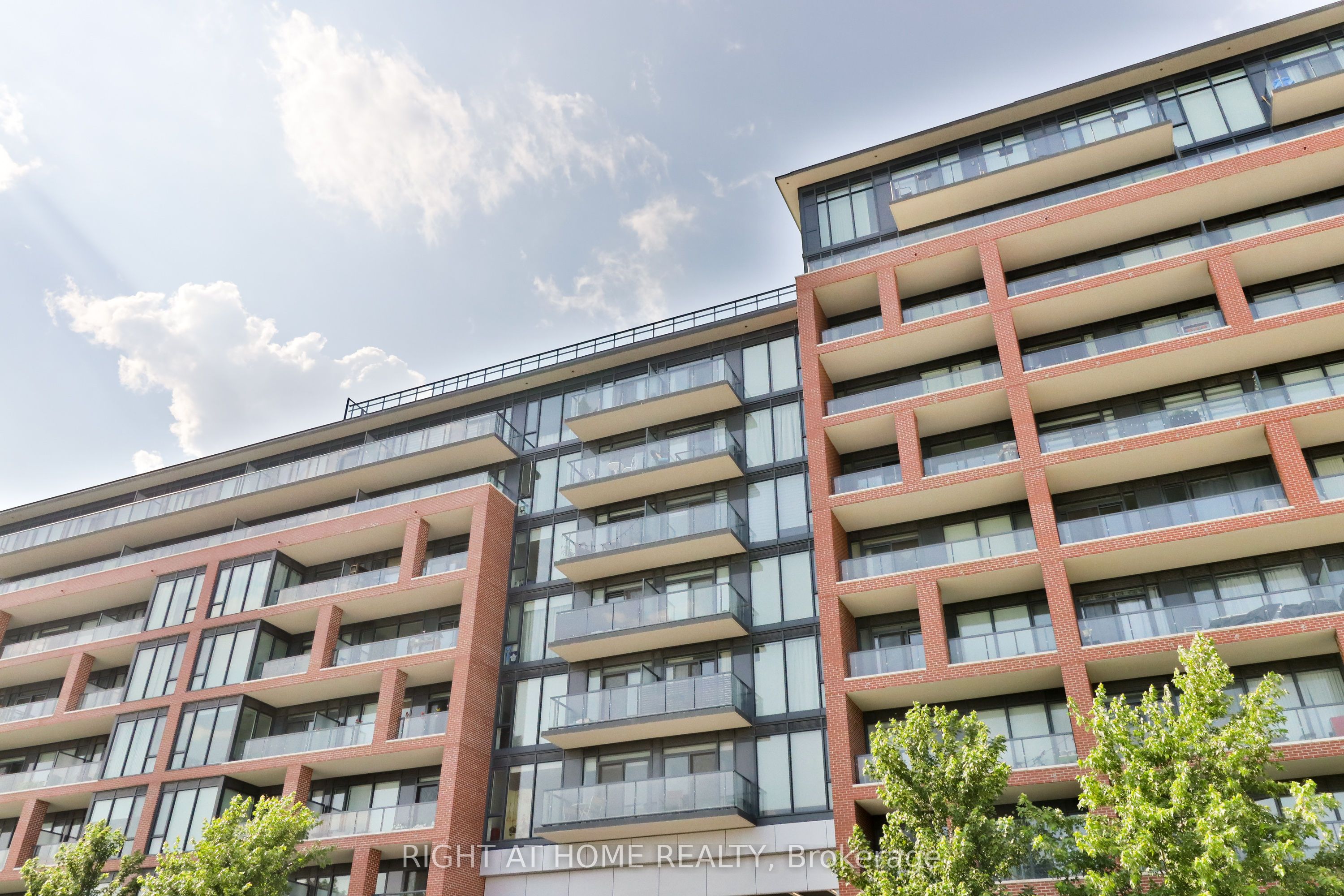 #832 - 99 Eagle Rock Way Property Photo 40