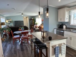 4136 8 Line Property Photo 4