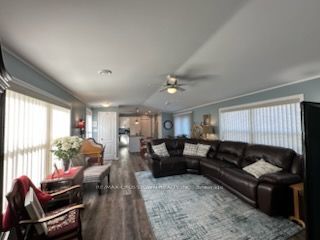 4136 8 Line Property Photo 5