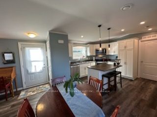 4136 8 Line Property Photo 7