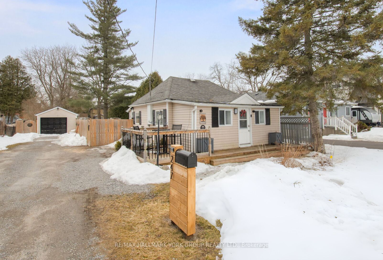 247 Shorecrest Road Property Photo
