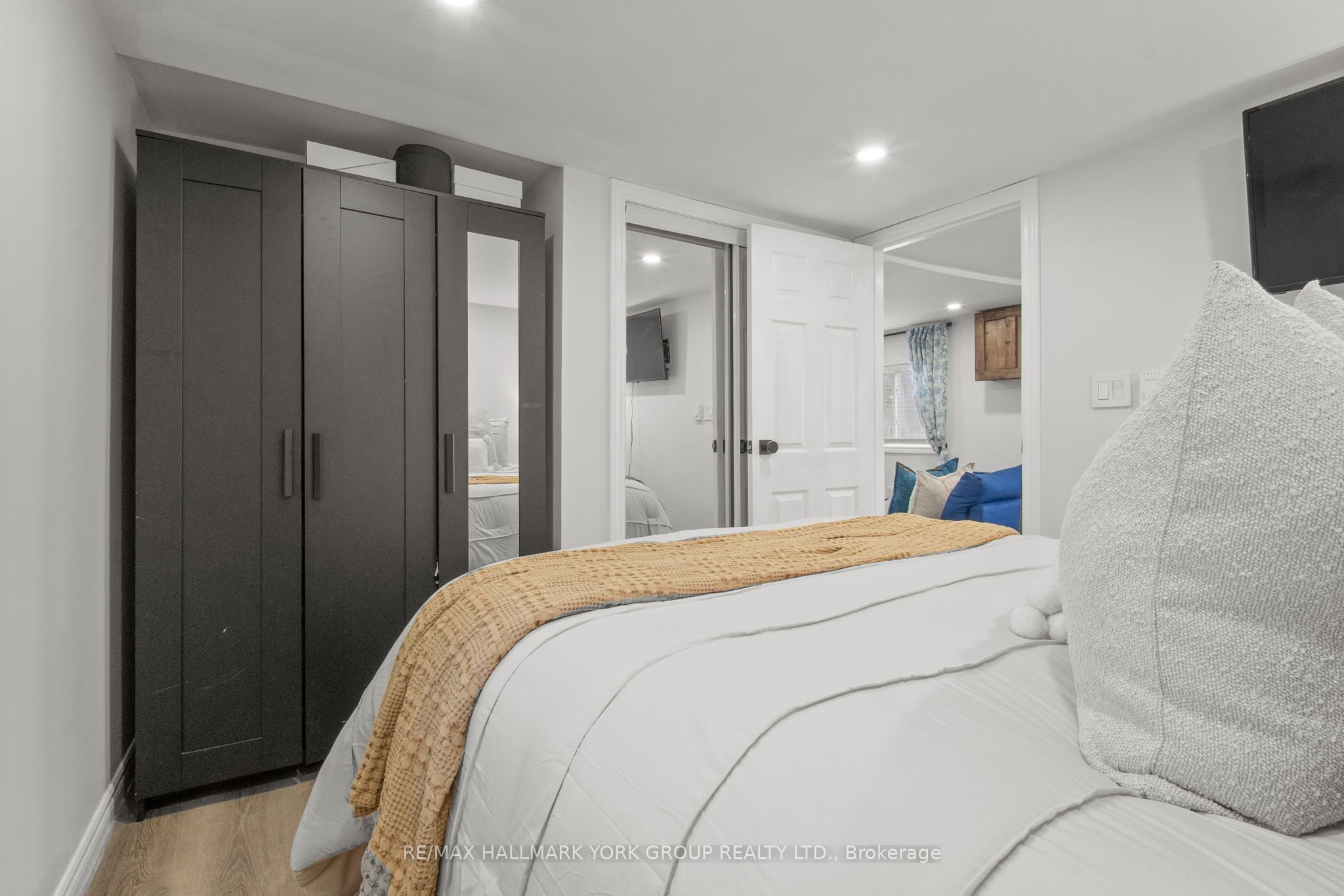 247 Shorecrest Road Property Photo 17